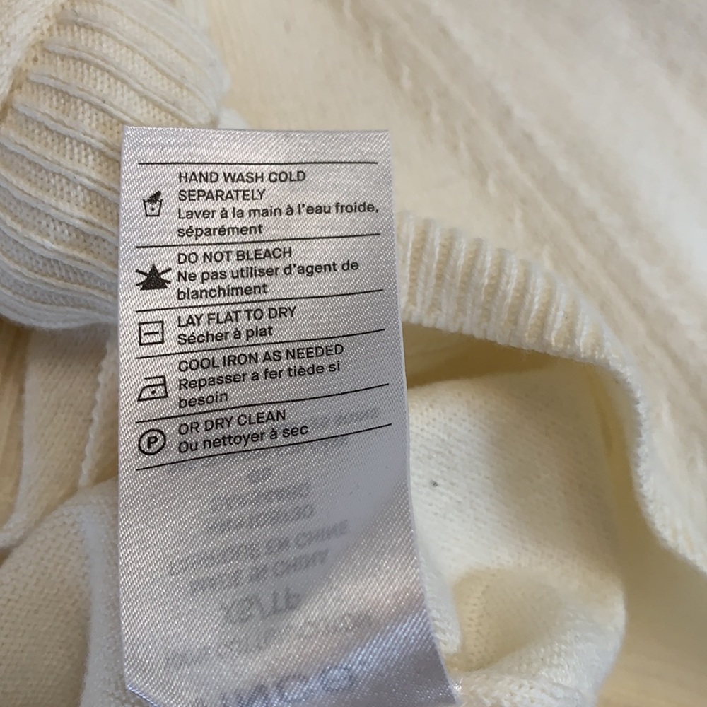 NWT VINCE SWEATER SIZE XS - Picture 5 of 8